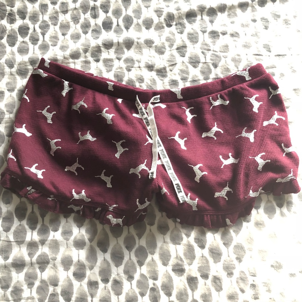 Never worn PINK sleep shorts